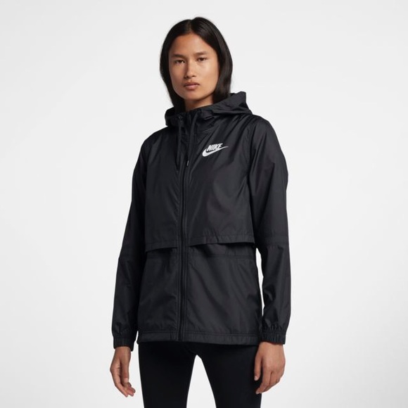 woman's nike sportswear woven jacket